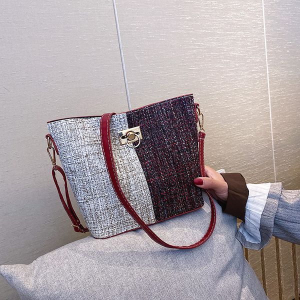 

2020 new style canvas bucket bag women's single-shoulder oblique bag