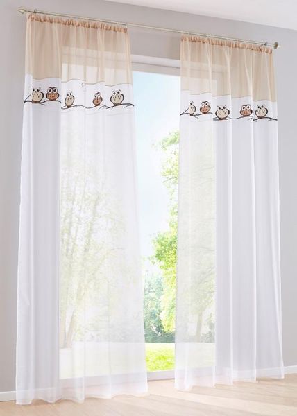 

new fashion computer embroidered applique tulle window screening