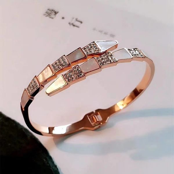 

internet celebrities matching shell snake bone fashion bracelet can open titanium steel bracelet women's temperament cold wind personal, Black