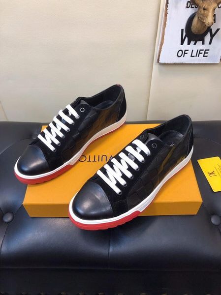 

2021r limited edition men 's brand leather casual shoes ,comfortable and breathable lace -up sneakers ,a full set of original shoe box, Black