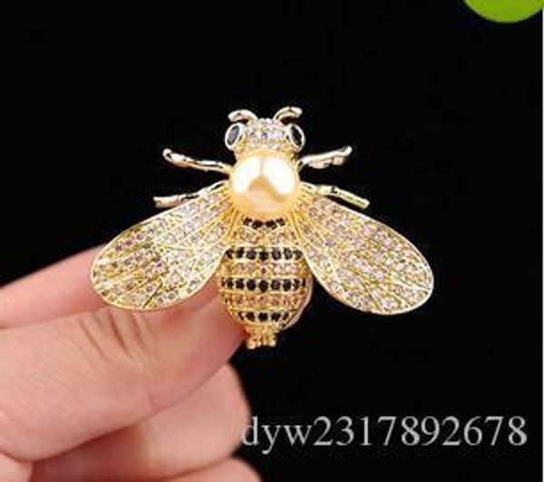 

2018 aimei bee brooches insect brooch crystal rhinestone pin women and men jewelry cute small badges fashion jewelr, Gray