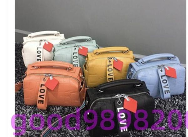 

2020 women single shoulder bag cross package new style fashion handbag @156