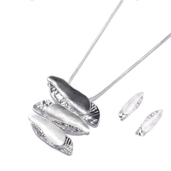 

fashion friend pendants necklaces jewelry sets enamel silver color necklace for women party wedding femme trendy