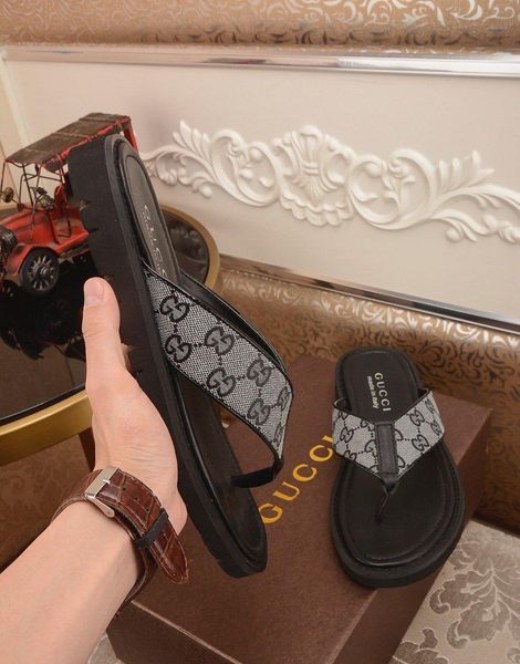 

2020 latest handmade casual slippers men's casual shoes fashion trend comfortable shoe size 39-44 type 39745400715a