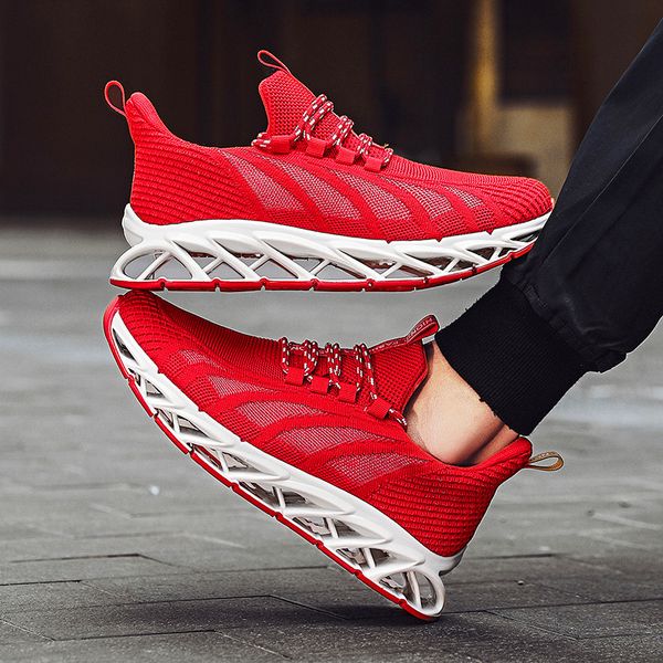 

men's casual shoes breathable mesh outdoor non-slip shoes air cushion flat training running flying woven tide, Black