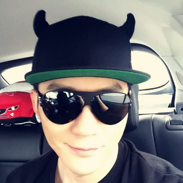 

2020 Fashion Men Womens Bones Gorras Snapbacks Whiteboard Little Devil Horns Ears Hip Hop Cap Baseball Caps Female Hats