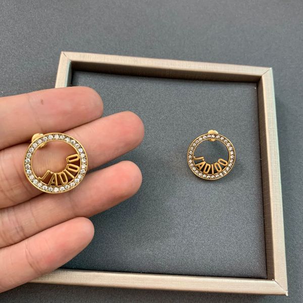 

2020 new letter earrings female dijia internet celebrity full diamond circle letter earrings, White