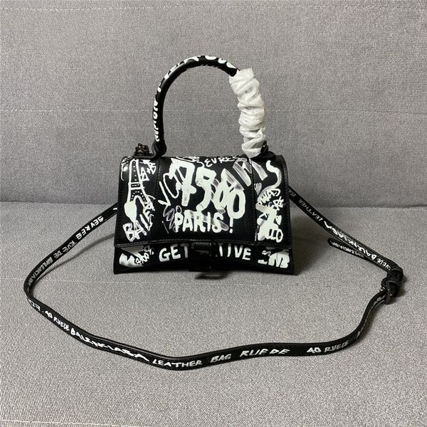 

fashion bal graffiti crossbody shoulder bags women handbags purses two color choice ladies tote clutch bag