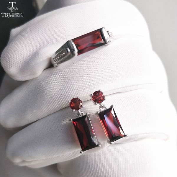 

tbj 100% natural mozambique red garnet gemstone jewelry set ring and earring in 925 sterling silver for women with gift box, Golden;silver