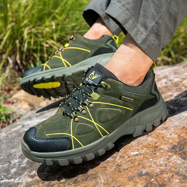 

large size hiking shoes men autumn and winter low-men's outdoor trekking travel shoes mountaineering rock climbing