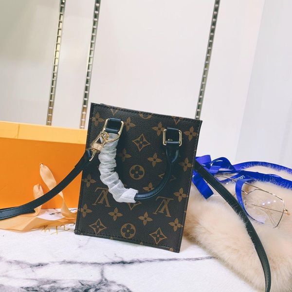 

famous designer shoulder bag pu leather fashion gold chain bag cross