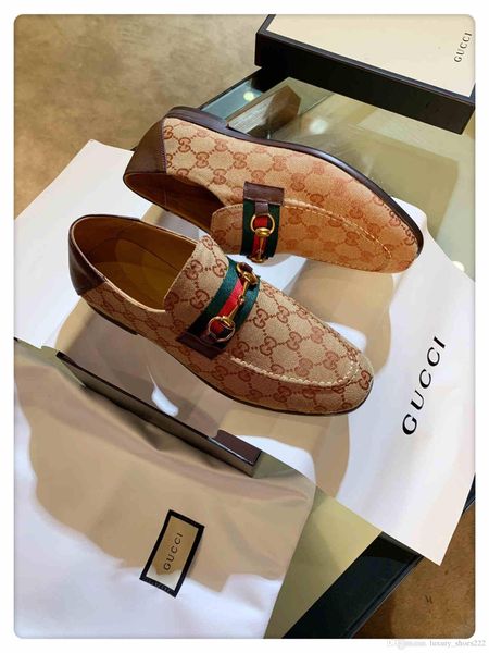 

2020 new trend fashion waterfront open toe sandals brand high-end shoes men's slippers copy3312