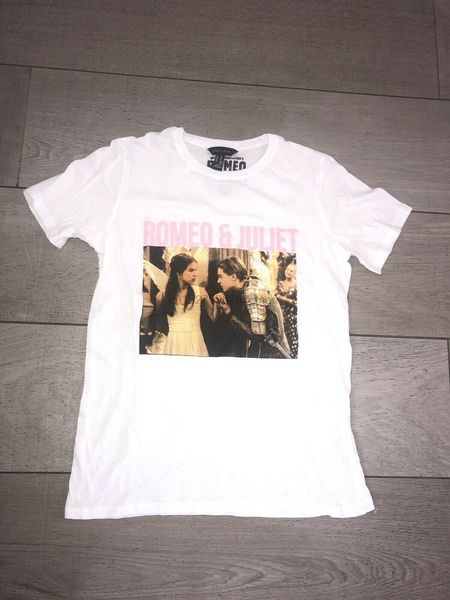 

new look ladies romeo &amp juliet movie t shirt size 12