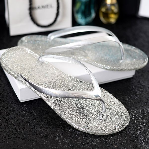 

2020 new women's casual and antiskid flat toe flip flops at home beach flat bottom sandals fashion women's sandals, Black