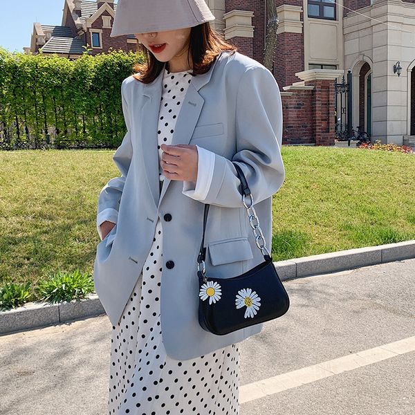 

the popular bag daisy package 2020 new simple crossbody bag women ins one-shoulder underarm package