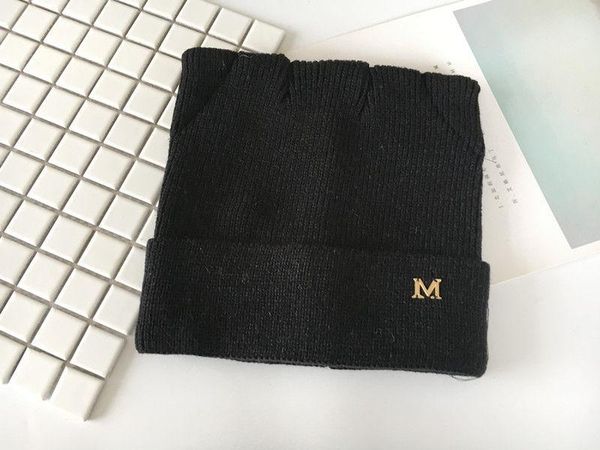 

2020 cotton metal letter thicken knitted hat winter warm hat skull cap beanie for men and women 51, Blue;gray