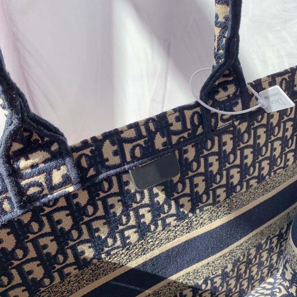 

embroidered shoulder bag mother large capacity large brand shopping bag fashion female bag handmade double-sided flower retro embroidery can