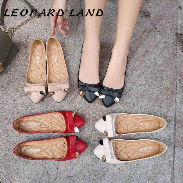 

leopard land women's shoes loafers pointed toe shallow mouth flat shoes casual comfortable butterfly flower flat heel wz-m001-8, Black
