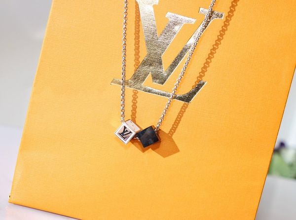 

lou is vui tton designer jewelry hip hop designer necklace butterfly iced out pendant mens 14k gold chains initial letter p12, Silver