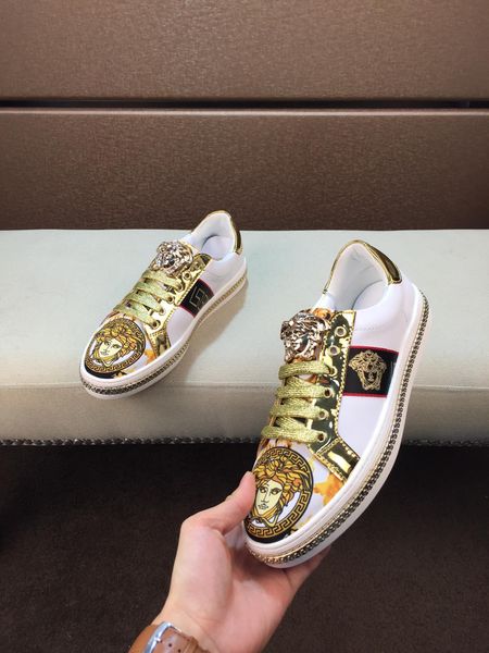 

2021e limited edition men 's casual shoes ,fashion printed low -shoes ,wild sports shoes ,original box packaging :38 -44, Black