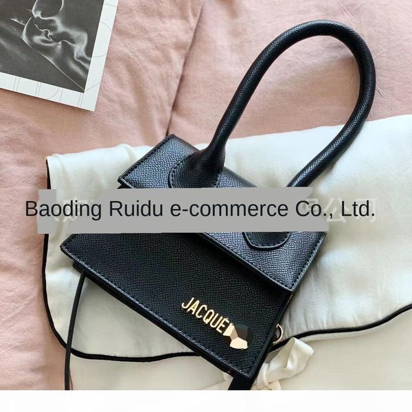 

ins internet celebrity jacquemus walking handprint all-match shoulder small small bag messenger hand-held decorative bag