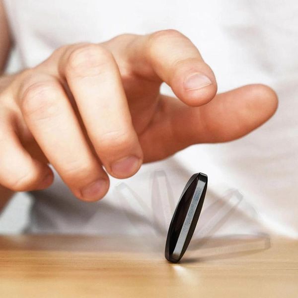 

новый finger гироскоп игрушки вращающийся прочный desktop декомпрессионной бал флип гироскоп украшение для взрослых для детей смотри