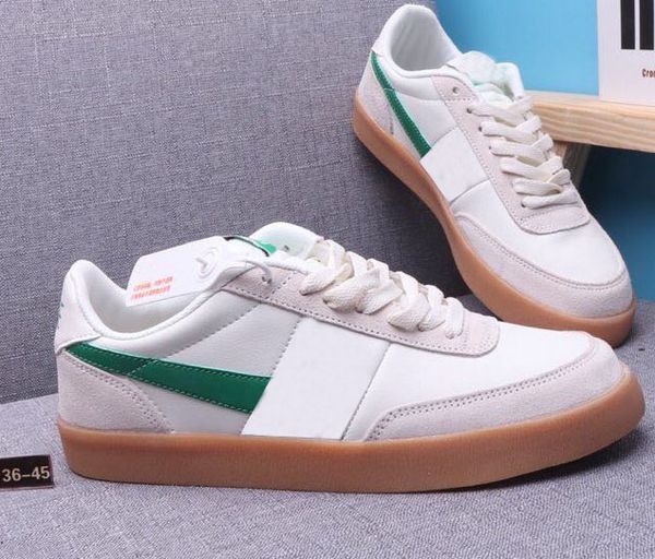 

2020 the sb latest dunk 36-45 retro casual skateboard slipper sandal designer women sneakers platform shoes men basketball outdoor joo8272, Black