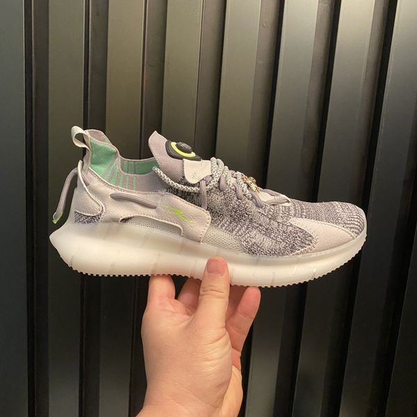 

new men's sports shoes, luxury masters design matte surface waterproof materials to create comfortable and convenient trendy sho