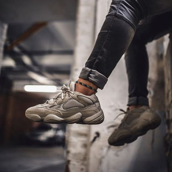 

2018 kanye west yÃ¨ezy bÃ²ost 500 salt blush desert rat super moon yellow running triple pink utility black sneakers sports shoes