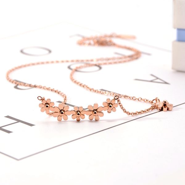 

necklaces for women trend flower pendant necklace stainless steel rose gold chain necklace fashion jewelry on the neck wholesale, Silver
