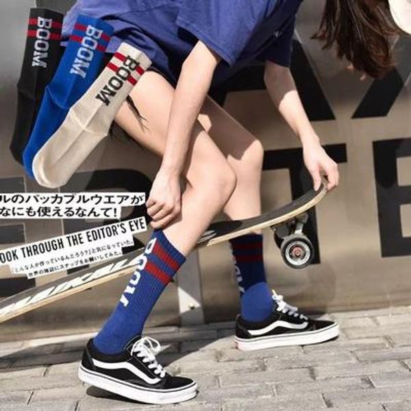 

women trendy socks 2020 new autumn breathable sports socks girls hip hop style sock letter boom youth sell size sock no mix color, Black;white