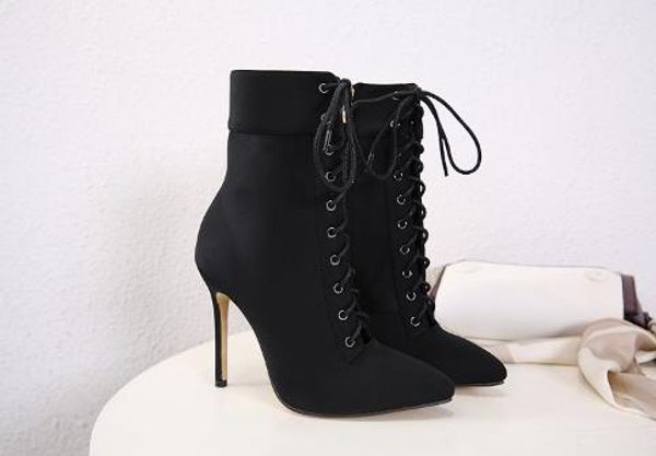 

2020 экспорт европейские и американские локомотивы сапоги сапоги с лодыжкой пятиконечной звездой обувью на высоких каблуках женской с тем же, Black