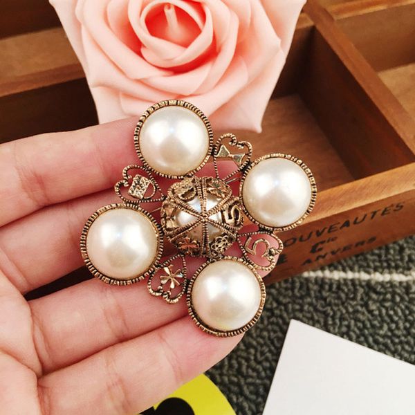 

number 5 pearl vintage famous designer jewelry brooch pins broach for women sweater dress, Gray