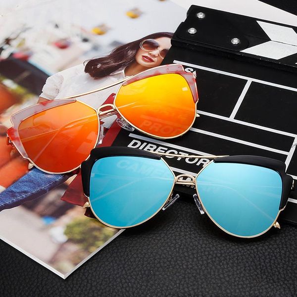 

women's summer uv protection colorful frame retro sunglasses, White;black