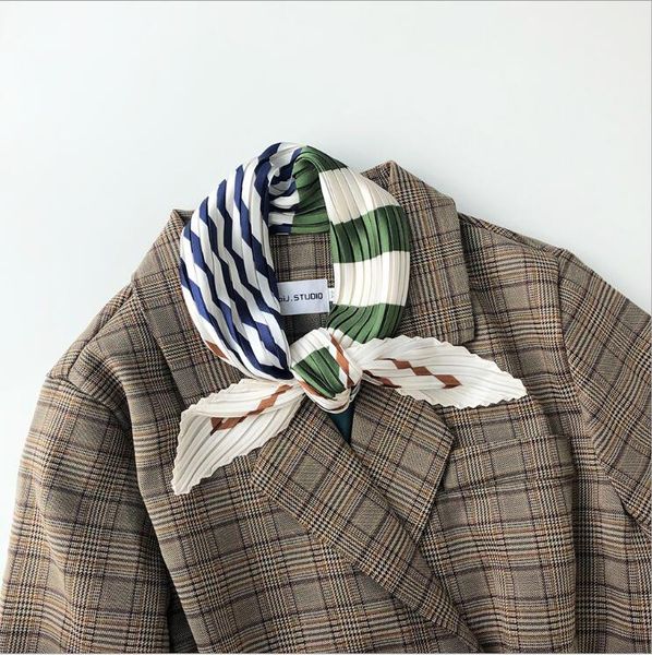 

2020ss new fashion pleated small square silk scarf fashion stripe pleated small silk scarf, Blue;gray