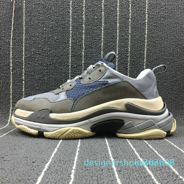 

designer paris 17fw triple s fashion men women black white leather triple-s flat casual shoes tripler tennis luxury flange sneakers d06