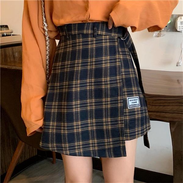

casual loose retro letter plaid skirt, Black