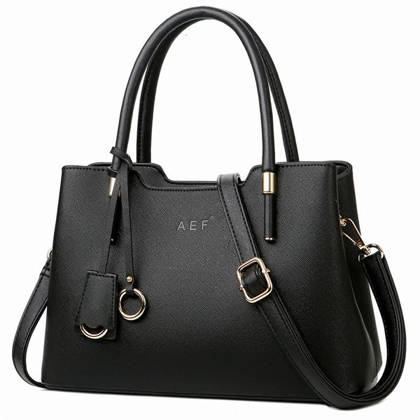 

kangaroo fashion women 2020 new middle-aged hand leather female mother all-match cowhide messenger bag