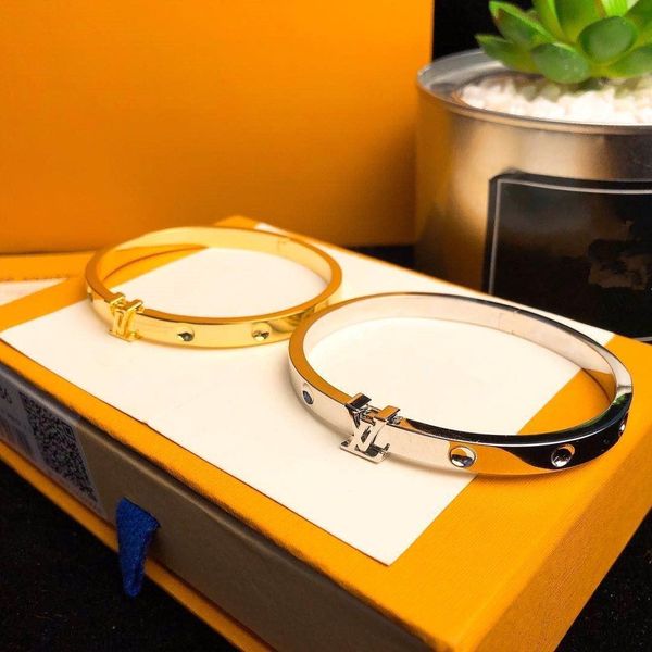 

fashion open bracelet classic letter sterling silver 925 bracelet inner diameter bracelet fashion jewelry supply with box 1111111, Black