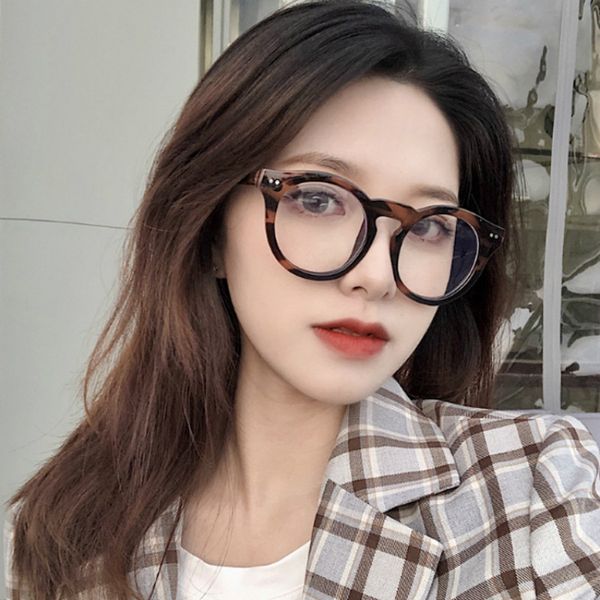 

2020 new men's and women's thick frame fashion flat mirror retro round metal hinge frame glasses, Black