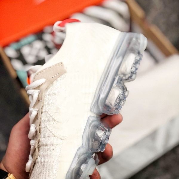 

2018 aa3831-100 white total orange black schoenen size 39-45 chuteiras de futebol mens basketball shoes sneakers running shoes, White;red