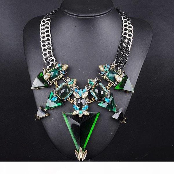 

2017 new fashion jewelry for women big triangle rhinestone statement necklace chunky chain crystal choker bib necklaces pendants, Golden;silver