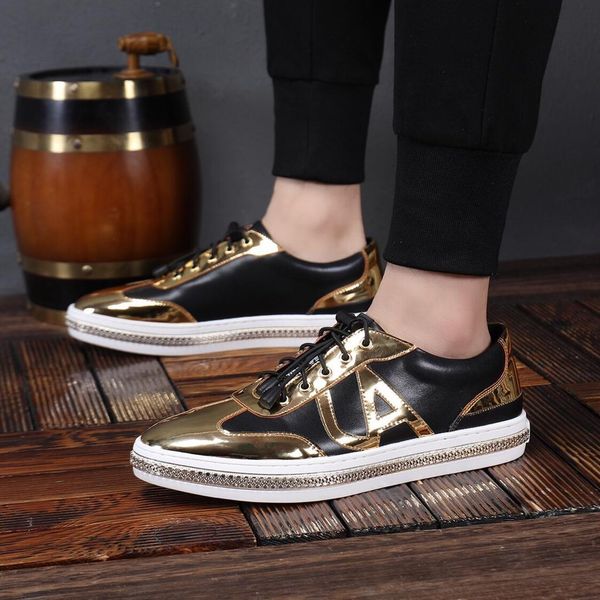 

2021q latest color matching leather men 's casual shoes ,fashion breathable sports shoes ,wild shoes ,original box packaging :38 -44, Black