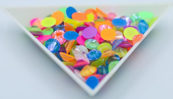 

10gram/bag mix colors fluorescence crystal ab glass nail art rhinestones ss6-30 strass nail art decorations rhinestones luminous, Silver;gold
