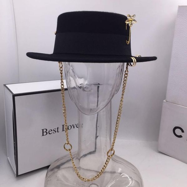

black cap female british wool hat fashion party flat hat chain strap and pin fedoras for woman for a street-style shooting, Blue;gray