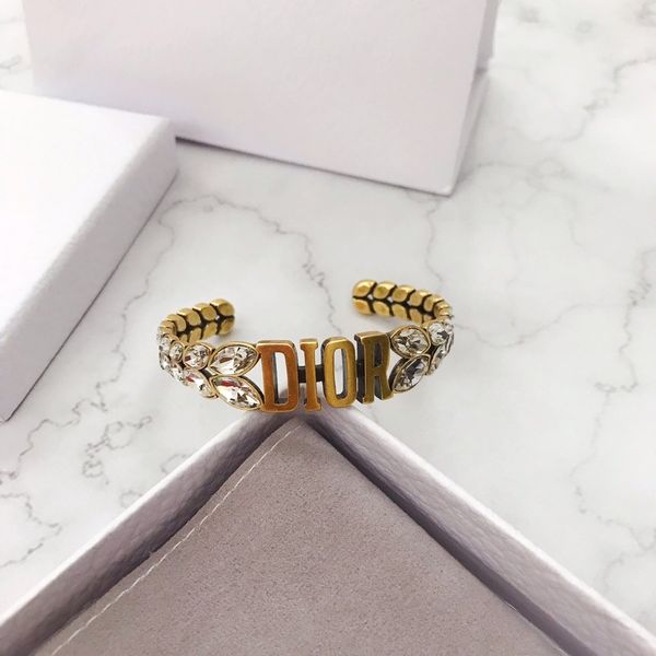 

2020 new sale popular women vintage crystal bracelets for women designer jewelry ladies designers party bracelets, Golden;silver