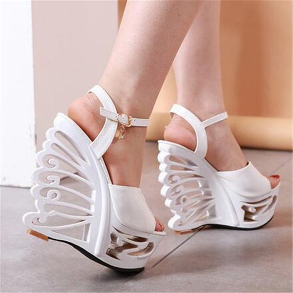 Sandálias Mulheres Summer Ankle Strap Moda Feminino Operado Toe 15cm Wedge High Saltos Senhoras Escavar Plataforma Gladiador Sapatos