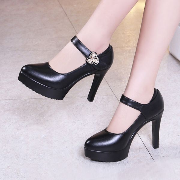 

2020 cheongsam catwalk high heels pointed big size shallow mouth waterproof platform single shoes model t station, Black
