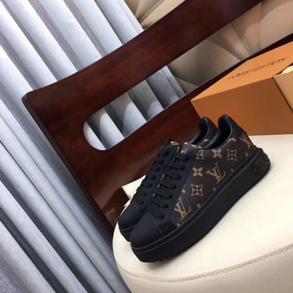 

r luxury casual shoes, fashionable and comfortable luxembourg flat sneakers, fashionable and comfortable luminous letters,ss