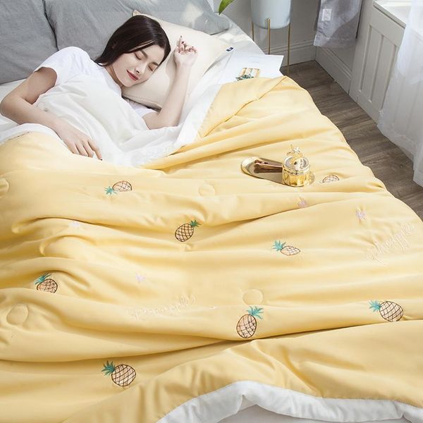 

35 quilt quilted air condition blanket pure tencel embroidery bedding thin quilted quilt throws blankets (no pillowcase